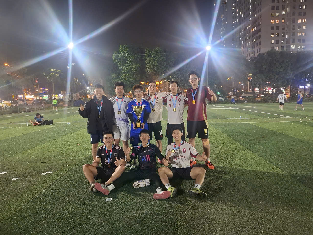 Trao cúp giải đấu nội bộ 2025